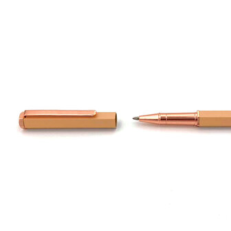                 Rollerpen blush