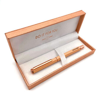                Rollerpen blush