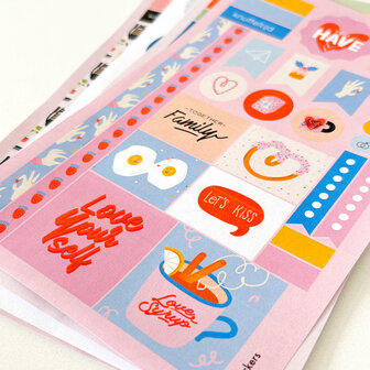 Zelfliefde stickerboek met hartjes, zelfliefde en grappige quotes