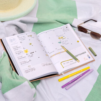 Zengroene Academische SuccesPlanner &#039;25-&#039;26 - weekplanner &amp; agenda - combineert je priv&eacute; en school in &eacute;&eacute;n planner - schoolagenda - augustus &#039;25 - juli &#039;26