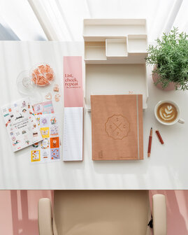 Witte deskset ruim je buro op, overzichtelijk