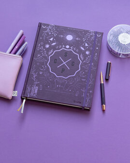 Terminplaner 2026 Purple Universe SuccesPlanner mit Namen