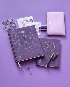 Terminplaner 2026 Purple Universe SuccesPlanner mit Namen