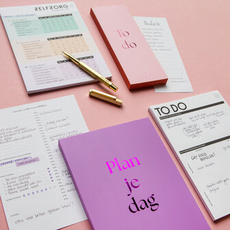                            NIEUW | To do-lijst Ros&eacute; roze