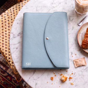 Lichtblauwe organiser voor je agenda of SuccesPlanner met insteekvakjes