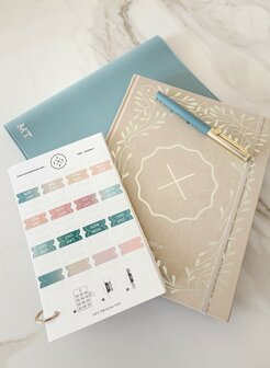                  Lichtblauwe organiser