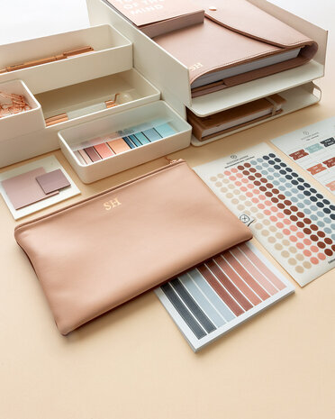 Witte modulaire deskset en paperclips