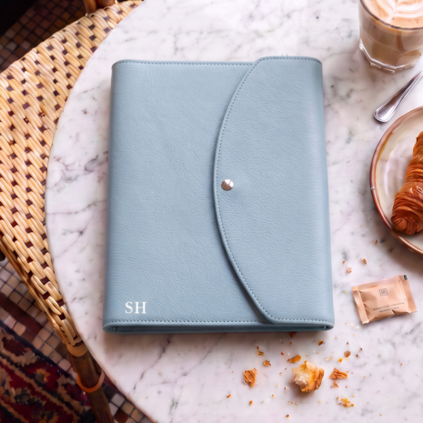 Lichtblauwe organiser voor je agenda of SuccesPlanner met insteekvakjes
