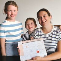 “Echte stress door het drukke gezinsleven? Die blijf ik voor door alles meteen te noteren denk ik.” “Echte stress door het drukke gezinsleven? Die blijf ik voor door alles meteen te noteren denk ik.”